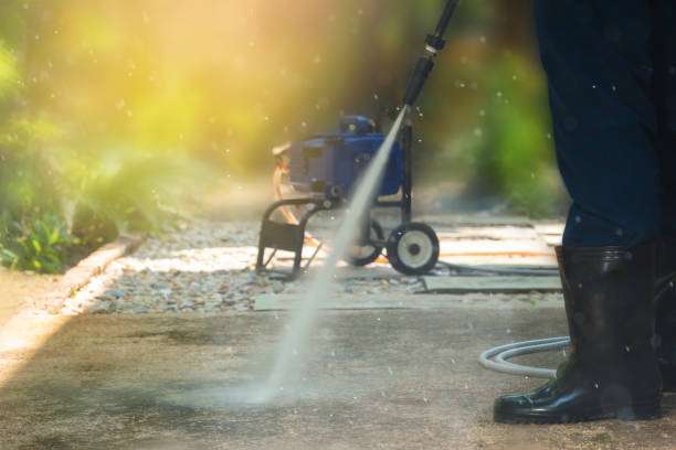 Best Window and Screen Pressure Cleaning in Benton, TN